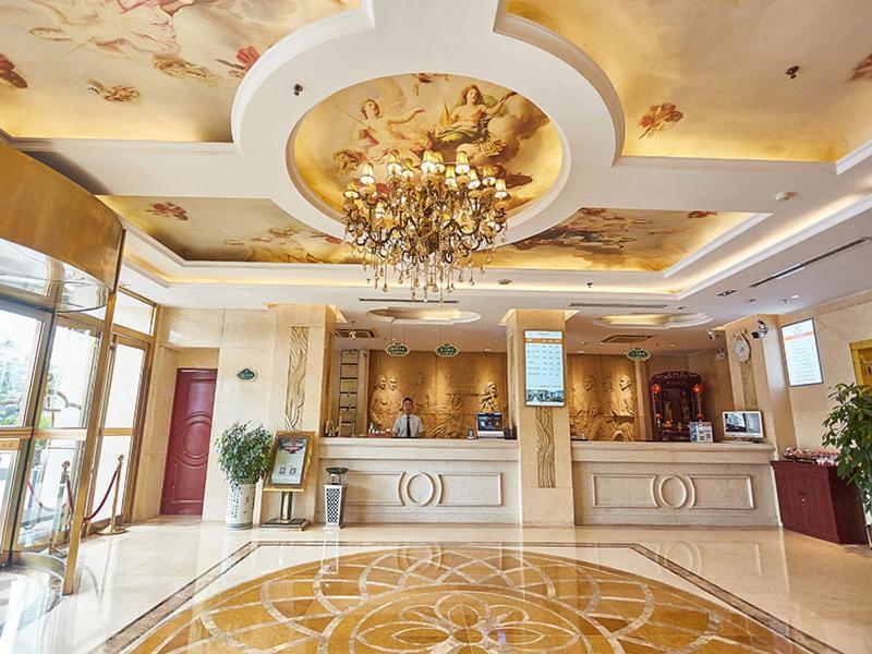 Vienna Hotel Nanyang People Road Exterior photo
