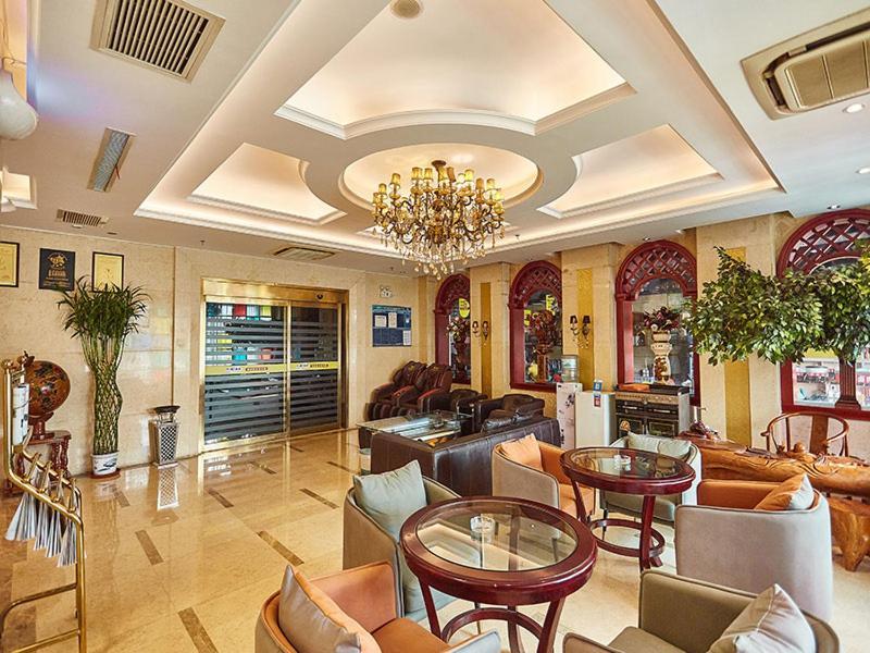 Vienna Hotel Nanyang People Road Exterior photo
